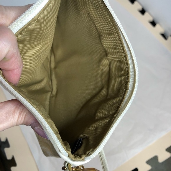 Coach wristlet - Picture 3 of 5